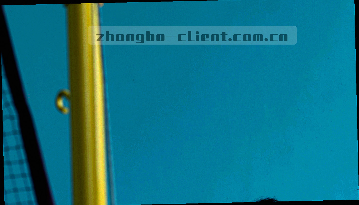 由等宽字符块与对齐网格构成的抽象纹理，深浅靛蓝对比，局部以青色高亮一行